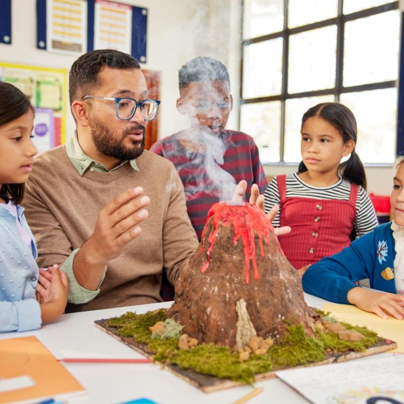 primary-students-learning-volcanic-eruption-during-2025-01-09-18-39-21-utc primary-students-learning-volcanic-eruption-during-2025-01-09-18-39-21-utc